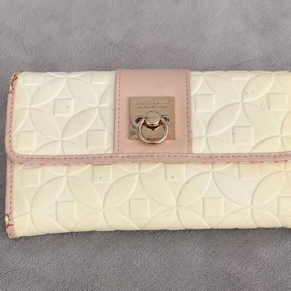 Spartina 449 Handbags - Spartina 449 Daufuskie Island Patent Leather Clutch Wallet